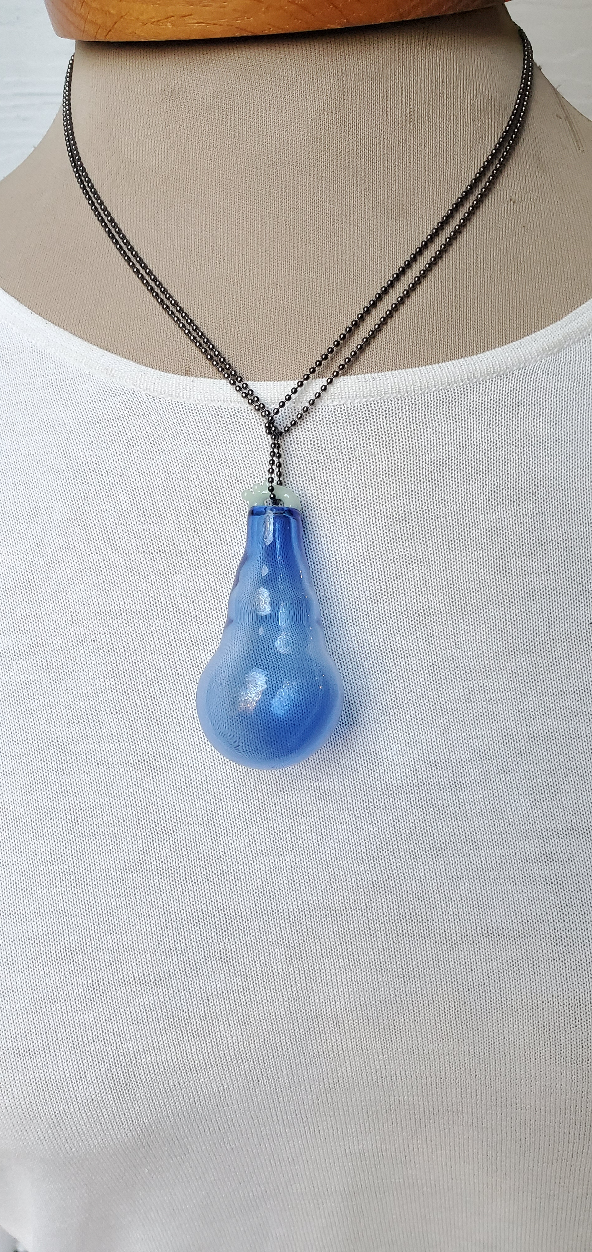 single serving pendant necklace- blue-light blue- philadelphia